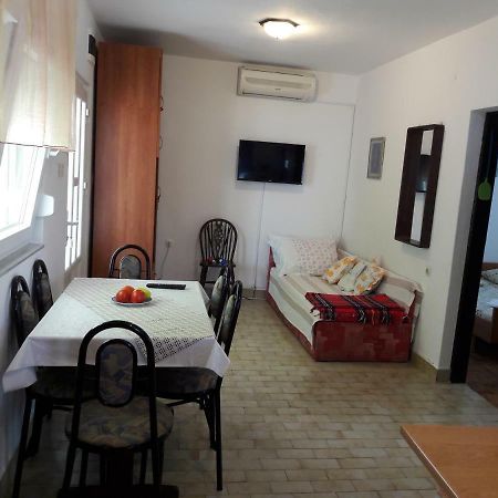 Apartmani Dokoza Vir Exterior foto