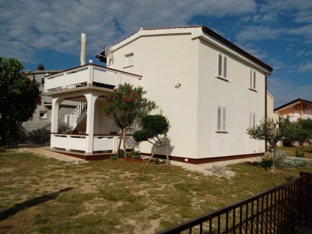 Apartmani Dokoza Vir Exterior foto