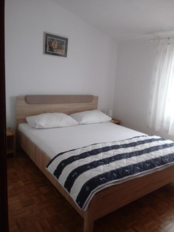Apartmani Dokoza Vir Exterior foto