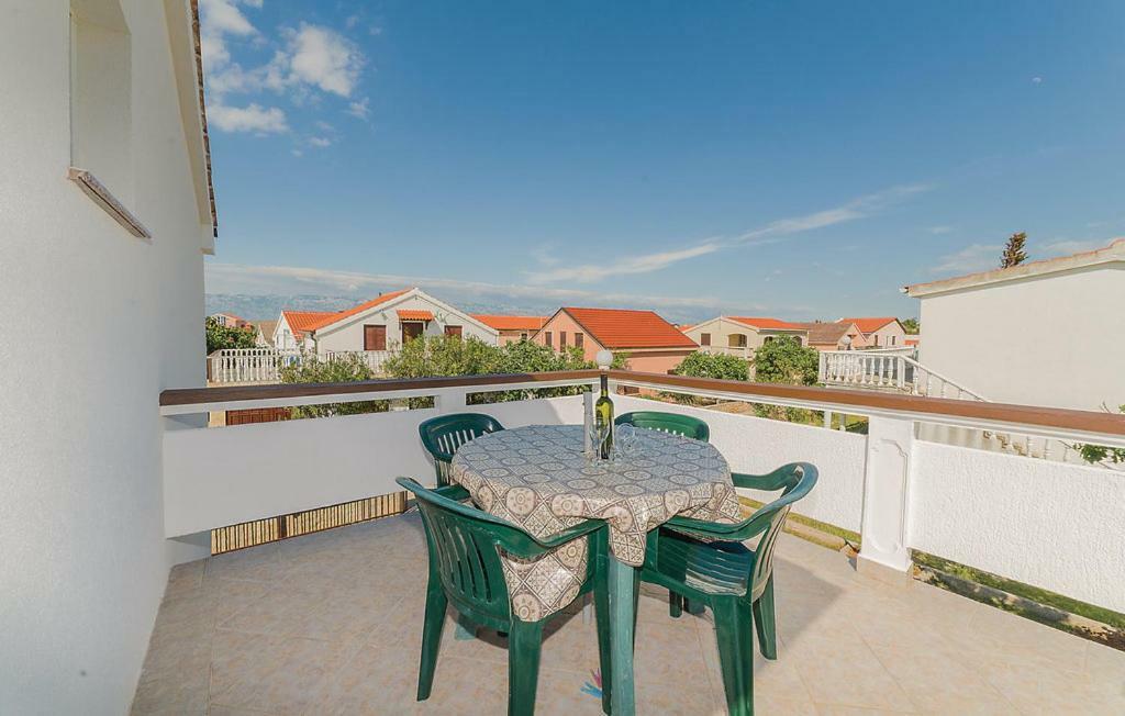 Apartmani Dokoza Vir Exterior foto