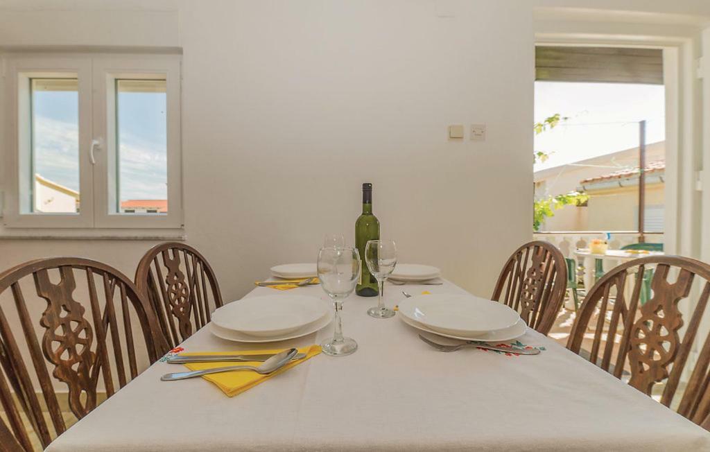 Apartmani Dokoza Vir Exterior foto
